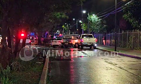 Balean a pareja en moto en la Madero Poniente; un chavo muere