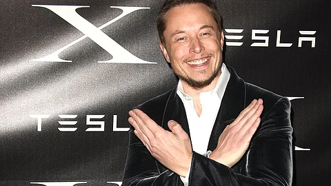 Elon Musk planea cambiar el logotipo de Twitter por una “X”