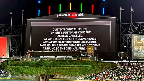 Balean a dos mujeres durante partido de béisbol