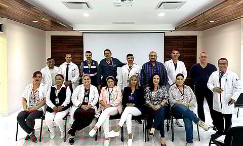 Capacita visitador regional de Zamora a personal médico del IMSS