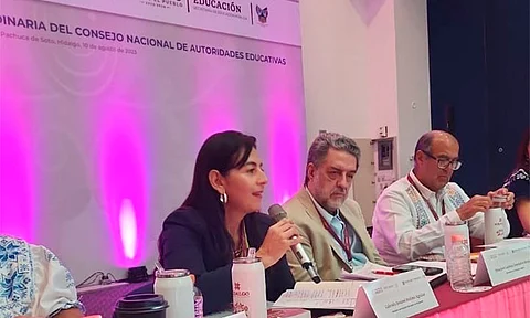 Respaldo a la SEP como rectora de la educación