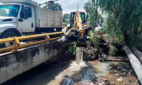 Retira Gobierno de Morelia 30 toneladas de basura en dren Barajas