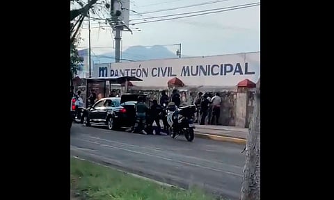 Detienen a 6 por el Panteón Municipal; presuntamente detonaron armas de fuego