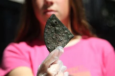 Prohíben venta en tiendas de “la papa más picante del mundo”; un niño murió al intentar comerla