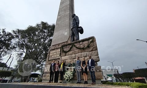 Rinden homenaje luctuoso al General Lázaro Cárdenas del Río