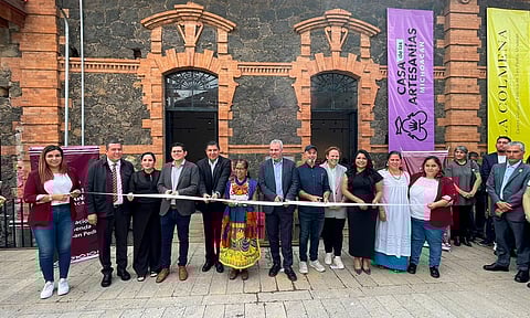 Inaugura Bedolla en Uruapan nuevo punto de venta Casa de las Artesanías