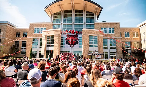 IEMSySEM anuncia becas de estudio en la Arkansas State University