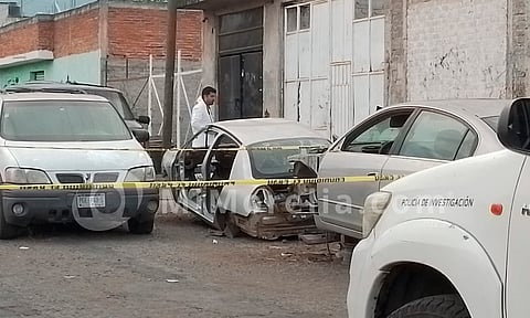 Sujetos en moto atacan a tiros a dos hermanos afuera de taller, en Morelia