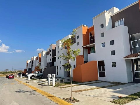 Mejoravit ayudará a disminuir el rezago de vivienda: Sergio Adem