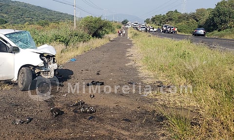 Fatal choque vehicular en Tangancícuaro; hay dos muertos y cuatro heridos