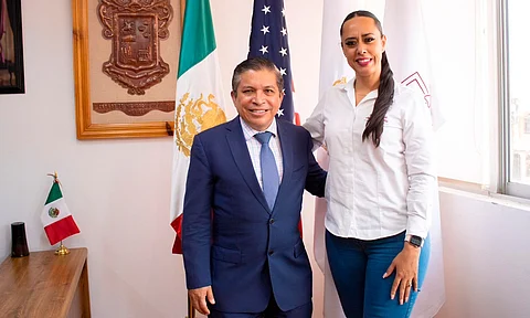 Credencial para votar en el extranjero, un derecho humano: Semigrante