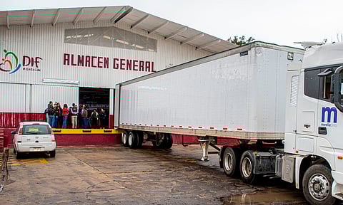 Entregan dotaciones alimentarias del DIF Michoacán a almacén de Morelia