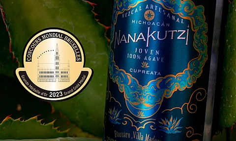Mujeres del mezcal triunfan en Europa; Nanakutzi de Michoacán logra Gran Oro