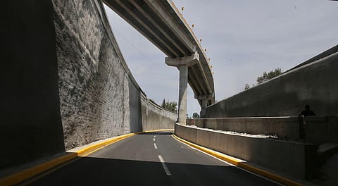Gobernador abre circulación vial en el nuevo Paso Morelos, en Morelia