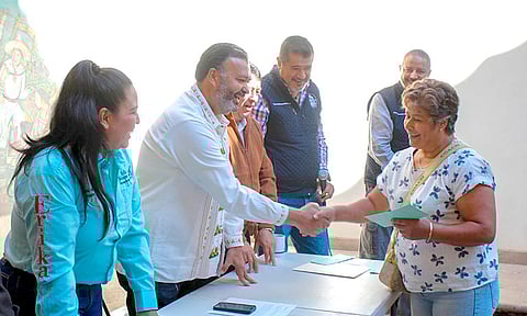 En Pátzcuaro, continúan apoyando en trámites de visas dentro del Programa Peces Blancos