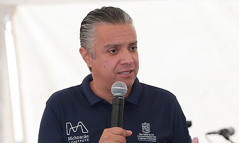 Se firma primer documento digital de ejecución de pago: Luis Navarro; se eliminan 100 mil firmas manuales