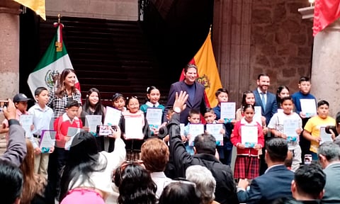 En sesión ordinaria, toma protesta el Cabildo Infantil en Morelia