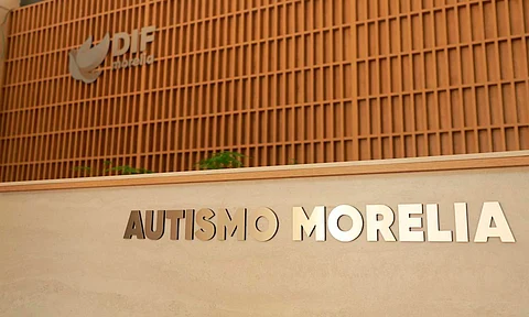 Centro de Autismo de Morelia estará listo a fin de año, compromete Alfonso Martínez