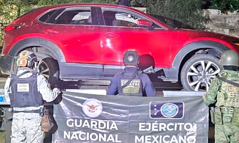 Aseguran 5 vehículos relacionados con actividades ilícitas, en La Huacana