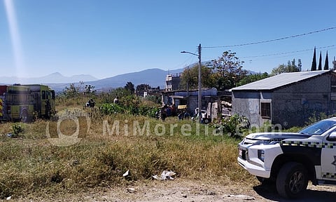 Por juego de niños se quema casa en Morelia