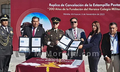Conmemoran 200 años del Heroico Colegio Militar con estampilla