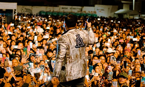La Arrolladora Banda El Limón cerrará el año con baile a minutos de Morelia