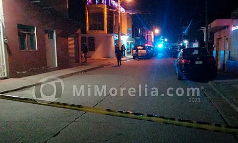 Hombre mata a su expareja y enseguida se quita la vida, en la colonia Tierra y Libertad