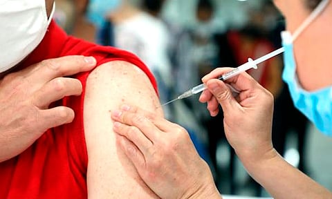 Invitan en Michoacán a grupos de riesgo a vacunarse contra la influenza