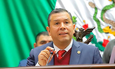 Exige Juan Carlos Barragán reubicación de la caseta de Zinapécuaro