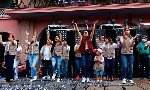 Celebra Fanny Arreola suma de más de mil familias de Apatzingán al proyecto Conectando