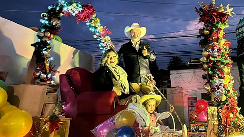 Éxito en la Caravana Navideña de Pátzcuaro