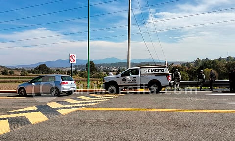 Hallan a hombre muerto a la orilla de la caseta Morelia-Aeropuerto