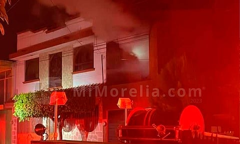 Se incendia casa en Morelia