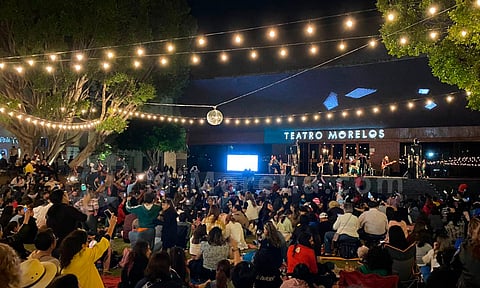 Con éxitos de The Beatles y picnic cerrará enero en Morelia