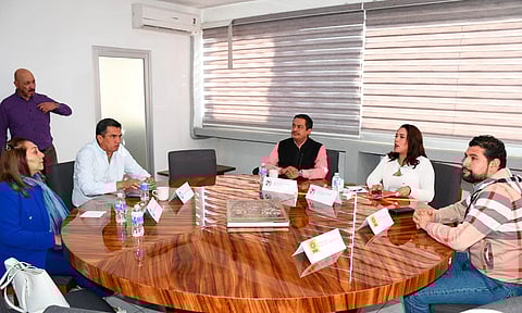 Gobiernos de coalición en los municipios, propuesta de mesas de negociación entre PRI, PAN y PRD: Enrique Rojas