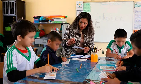 Con convocatoria de admisión, mil maestros michoacanos se incorporarían a las aulas: SEE