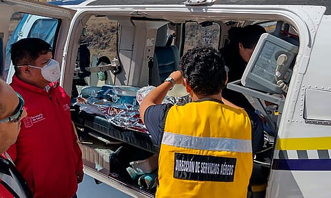 Trasladan vía aérea a menor de edad de Apatzingán a Morelia