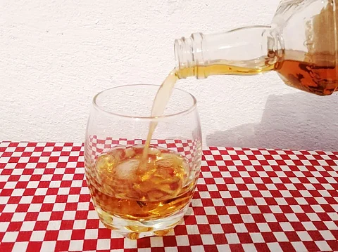 Por alto consumo de alcohol y alimentos, incrementaron 10% atenciones en hospitales de SSM