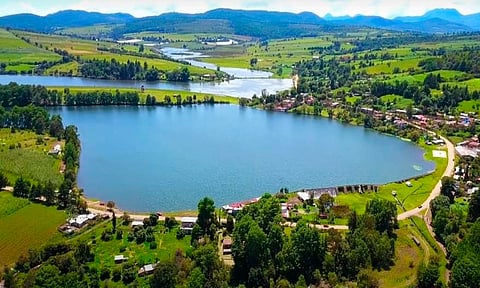 Hay saqueo de agua en Presa de Umécuaro por parte de 15 piperos
