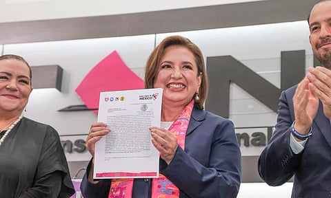 Xóchitl Gálvez se registra ante el INE como candidata a la Presidencia de México