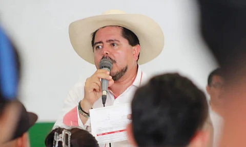 No hay reportes de malos manejos en el programa de la “Escuela es nuestra”: Roberto Pantoja