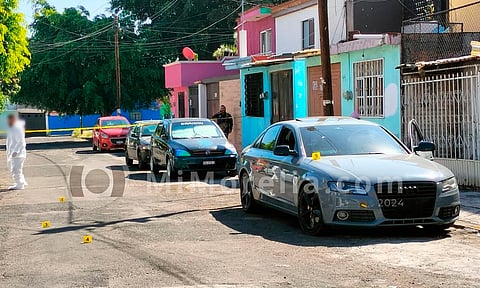 Atacan a tiros a conductor de Audi, en Morelia