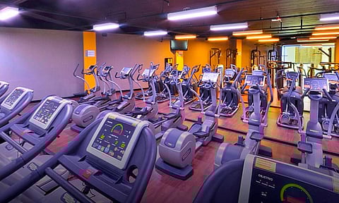 Se desvanece y muere cuando hacía ejercicio en gym