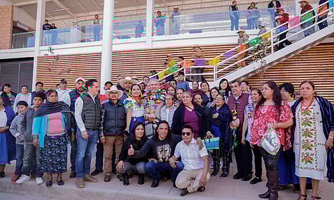 Abre sus puertas nuevo mercado comunal de Cherán; obra de inversión estatal