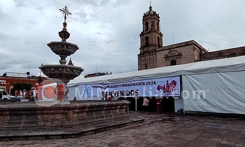 Realizan Feria de Jubilados y Pensionados 2024
