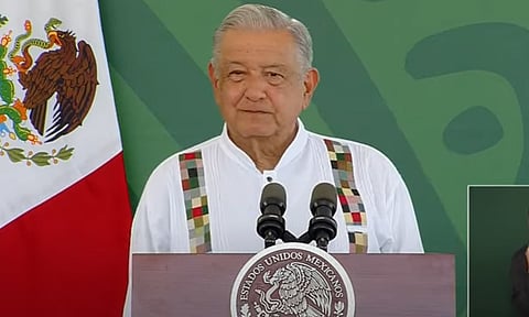 Paro de transportistas tiene propósito politiquero, dice AMLO