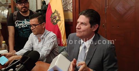 ”Soy y seré respetuoso de la ley”, asegura Alfonso Martínez