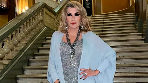 Por tumor en el riñón, cantante Dulce es hospitalizada; pide oraciones