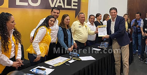 PRD entrega constancias a candidatos virtuales a ayuntamientos y diputaciones