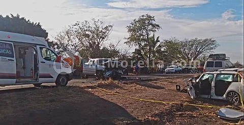 Dos muertos y varios heridos, deja fatal accidente en “La Parotita”